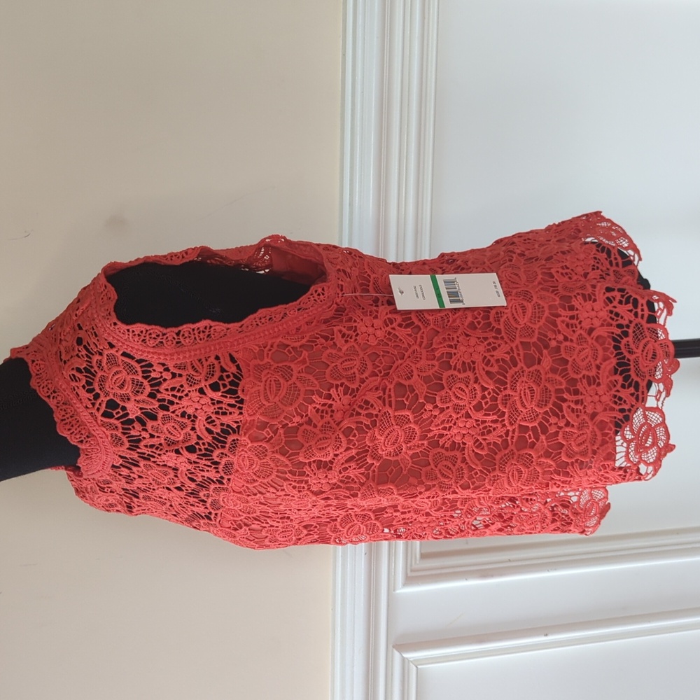 Nanette Lepore women's Crochet Sleeveless Blouse Red Sz Large - Picture 7 of 14